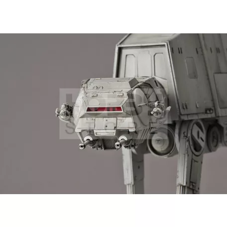 Revell Star Wars Bandai AT-AT 1:144 űrhajó makett 01205R