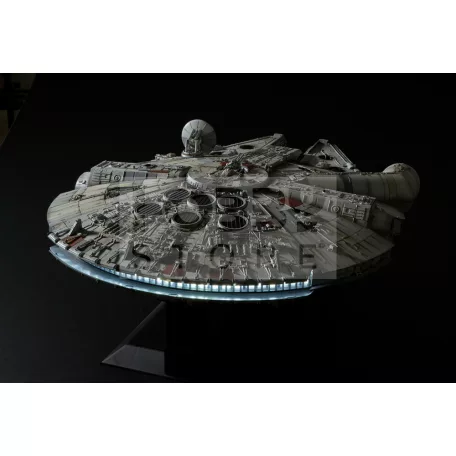 Revell Star Wars Millennium Falcon Perfect Grade 1:72 űrhajó makett 01206R