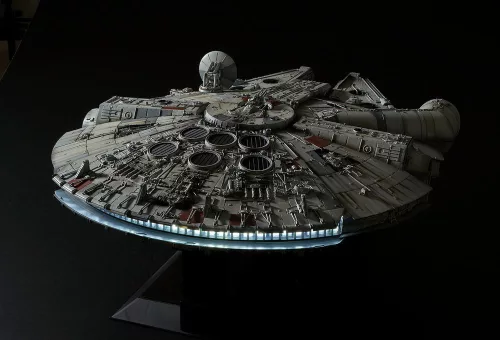 Revell Millennium Falcon Perfect Grade – 1:72 űrhajó makett