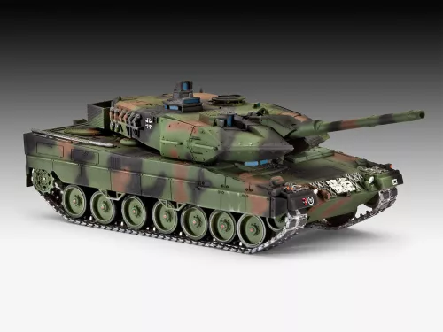 Revell Leopard 2A6/A6M – 1:72 harckocsi makett