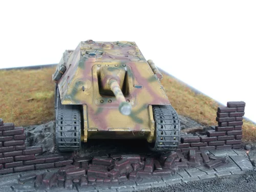 Revell Sd.Kfz.173 Jagdpanther – 1:76 harckocsi makett
