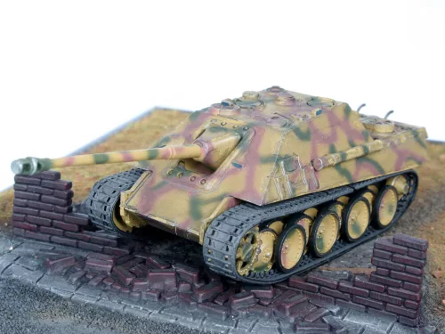 Revell Sd.Kfz.173 Jagdpanther – 1:76 harckocsi makett