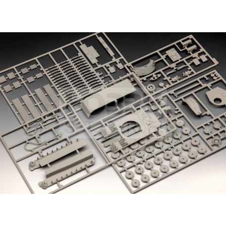 Revell PzKpfw VI Tiger Ausf. H 1:72 harcjármű makett 03262R