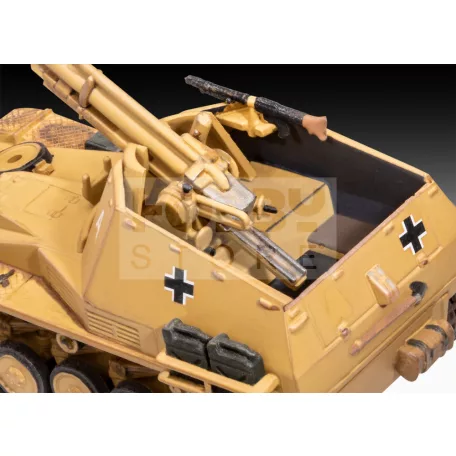 Revell First Diorama Set - Sd.Kfz. 124 Wespe 1:76 harcjármű makett 03334R