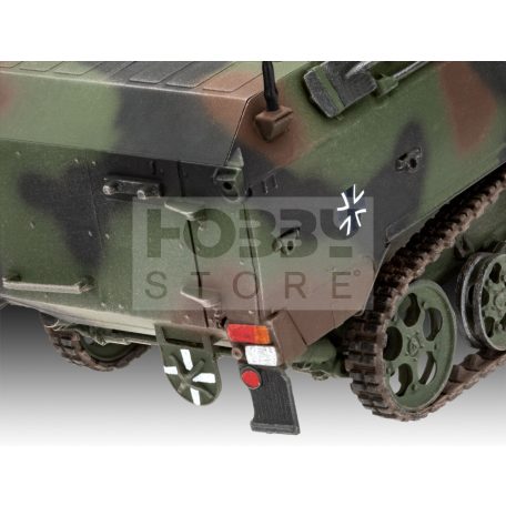 Revell Wiesel 2 LeFlaSys BF/UF 1:35 harcjármű makett 03336R