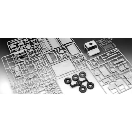 Revell Unimog 2T milgl 1:35 harcjármű makett 03337R