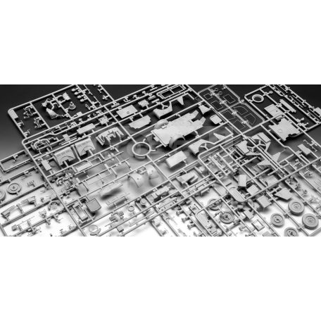 Revell Einheits-PKW Kfz.4 1:35 harcjármű makett 03339R