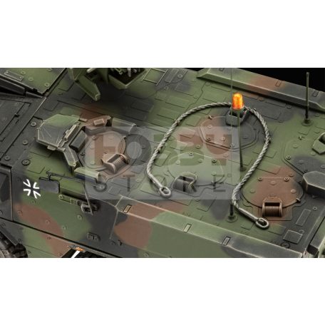 Revell GTK Boxer GTFz 1:35 harcjármű makett 03343R