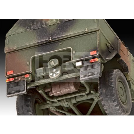 Revell ATF Dingo 1 1:72 harcjármű makett 03345R