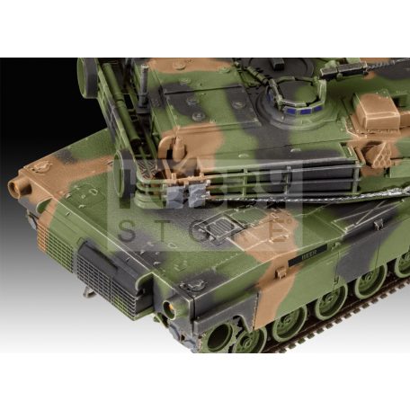 Revell M1A1 AIM(SA)/ M1A2 Abrams 1:72 harcjármű makett 03346R