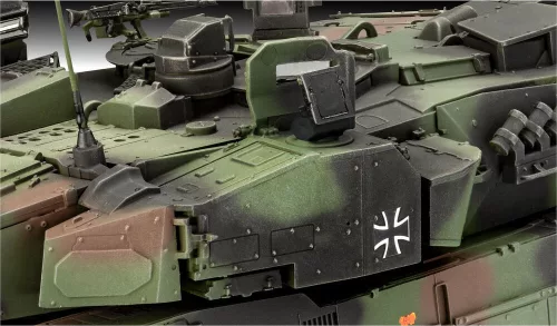 Revell Leopard 2A7A1 – 1:35 harckocsi makett