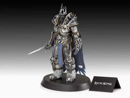 Revell World of Warcraft The Lich King – 1:16 figura makett