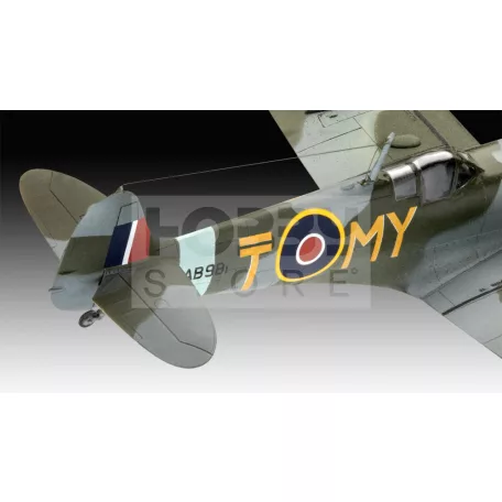 Revell Combat Set Bf109G-10 & Spitfire Mk.V 1:72 repülő makett 03710R