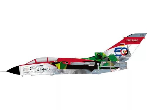 Revell Panavia Tornado IDS 50 Years – 1:48 repülőgép makett