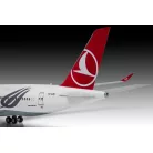Revell Boeing Airbus A350-900 "Turkish Airlines" 1:144 repülő makett 03773R