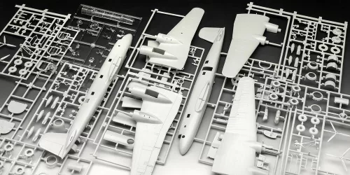 Revell Focke-Wulf Fw 200 C-5/C-8 Condor – 1:72 repülőgép makett