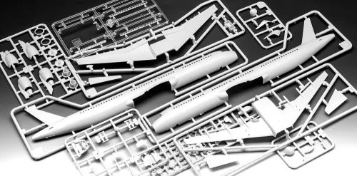 Revell A321-200 Condor – 1:144 repülőgép makett