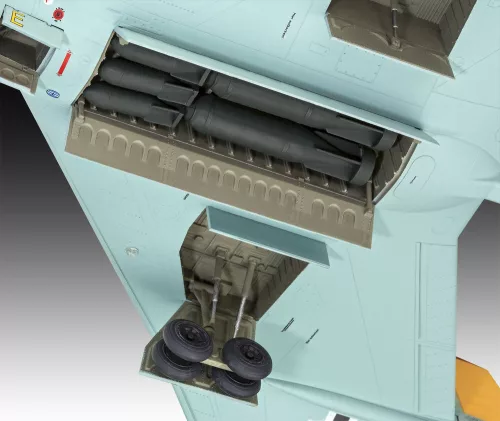 Revell P-Series - AR555 – 1:72 repülőgép makett