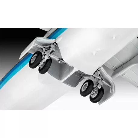 Revell BAe 146-200 "AirUK" repülőgép makett 03791R
