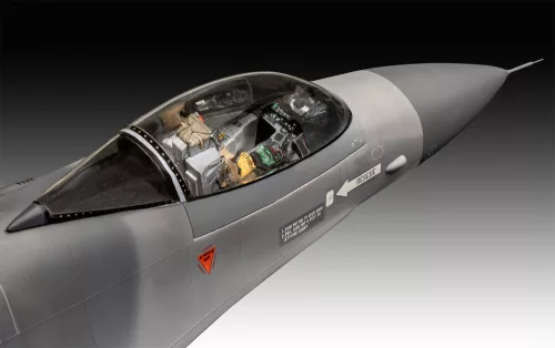 Revell 50th Anniversary F-16 Falcon – 1:32 repülőgép makett
