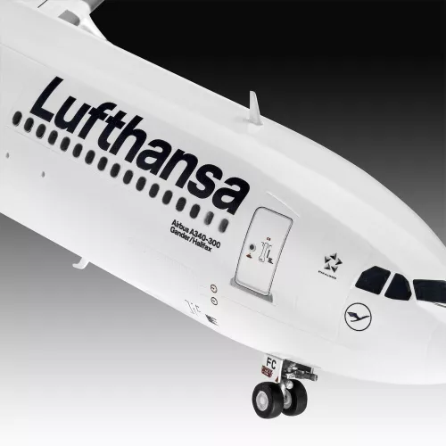 Revell A340-300 Lufthansa New Livery – 1:144 repülőgép makett