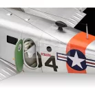 Revell Beechcraft Model 18 1:48 repülő makett 03811R
