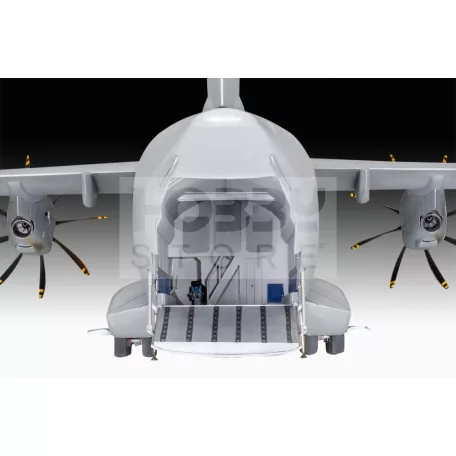 Revell Airbus A400M Atlas RAF 1:72 repülő makett 03822R