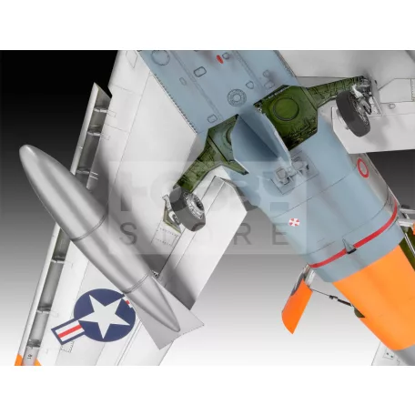 Revell F-86D Dog Sabre 1:48 repülő makett 03832R