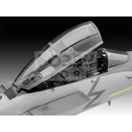 Revell F-15E Strike Eagle 1:72 repülő makett 03841R