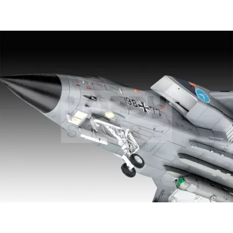 Revell Tornado ASSTA 3.1 1:72 repülő makett 03842R