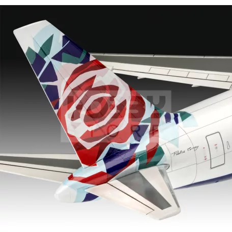 Revell Boeing 767-300ER (Airline TBD) 1:144 repülő makett 03862R