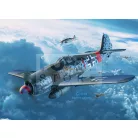 Revell Fw190 A-8 Sturmbock 1:32 repülő makett 03874R