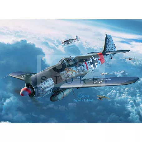 Revell Fw190 A-8 Sturmbock 1:32 repülő makett 03874R