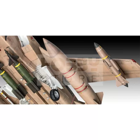 Revell Tornado GR Mk. 1 RAF Gulf War makett 1:32 repülő makett 03892R