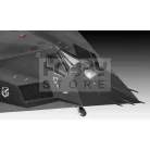 Revell F-117 Stealth Fighter 1:72 repülő makett 03899R