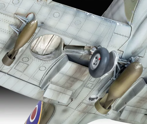 Revell Supermarine Spitfire Mk.IXc – 1:32 repülőgép makett
