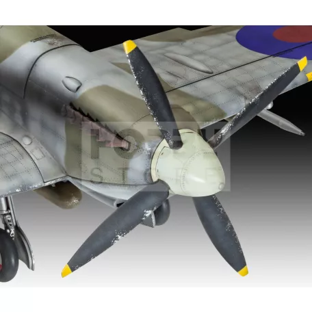 Revell Spitfire Mk.IXC 1:32 repülő makett 03927R