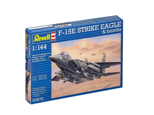 Revell F-15E Strike Eagle with Bombs – 1:144 repülőgép makett