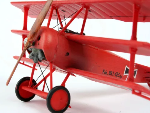Revell Fokker Dr. 1 Triplane – 1:72 repülőgép makett