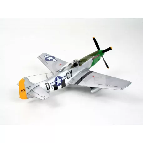 Revell - P-51D Mustang 1:72 repülő makett 04148R