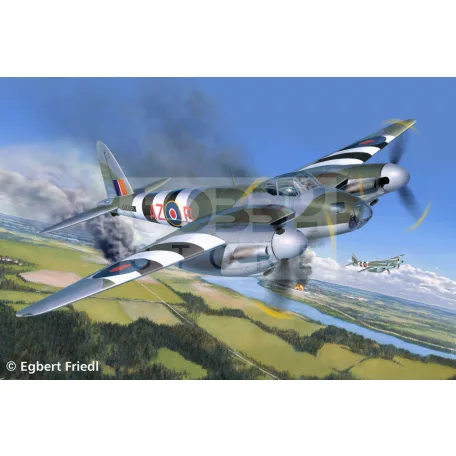 Revell - De Havilland Mosquito Mk IV 1:32 repülő makett 04758R
