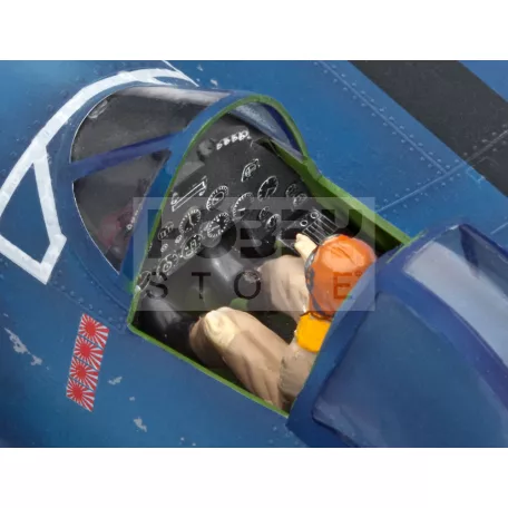 Revell - Vought F4U-1A Corsair 1:32 repülő makett 04781R