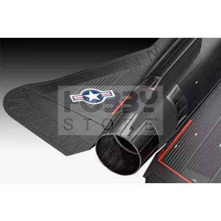 Revell Lockheed SR-71 Blackbird 1:48 repülő makett 04967R