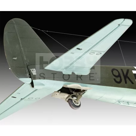 Revell Junkers Ju88 A-1 Battle of Britain 1:72 repülő makett 04972R