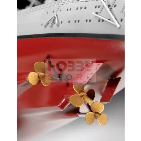 Revell Battleship Bismarck 1:350 hajó makett 05040R