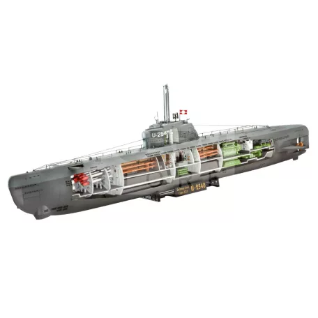 Revell German U-Boot Type XXI with interior 1:144 tengeralattjáró makett 05078R