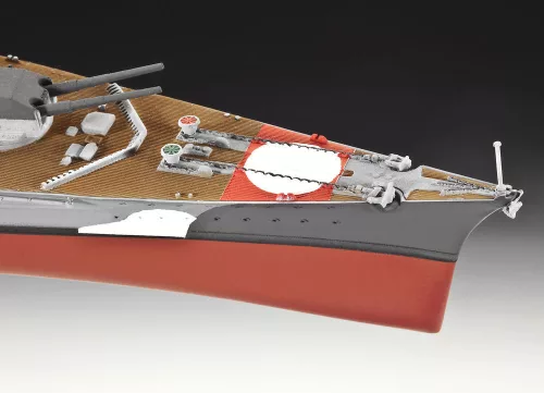 Revell Battleship Bismarck – 1:700 hadihajó makett