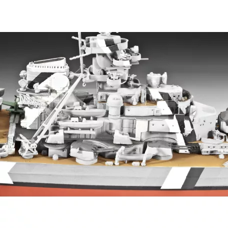 Revell - Battleship Bismarck 1:700 hajó makett 05098R