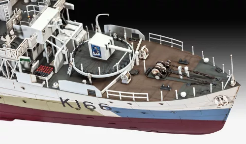 Revell HMCS SNOWBERRY – 1:144 hadihajó makett