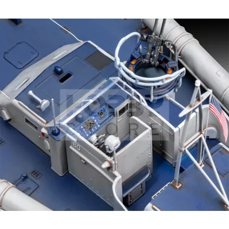 Revell Patrol Torpedo Boat PT-559 / PT-160 1:72 hajó makett 05175R